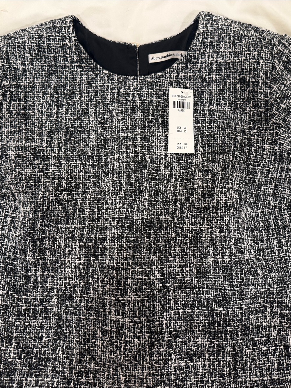 Women's Abercrombie & Fitch Tweed Woven Black and White Cropped Tee